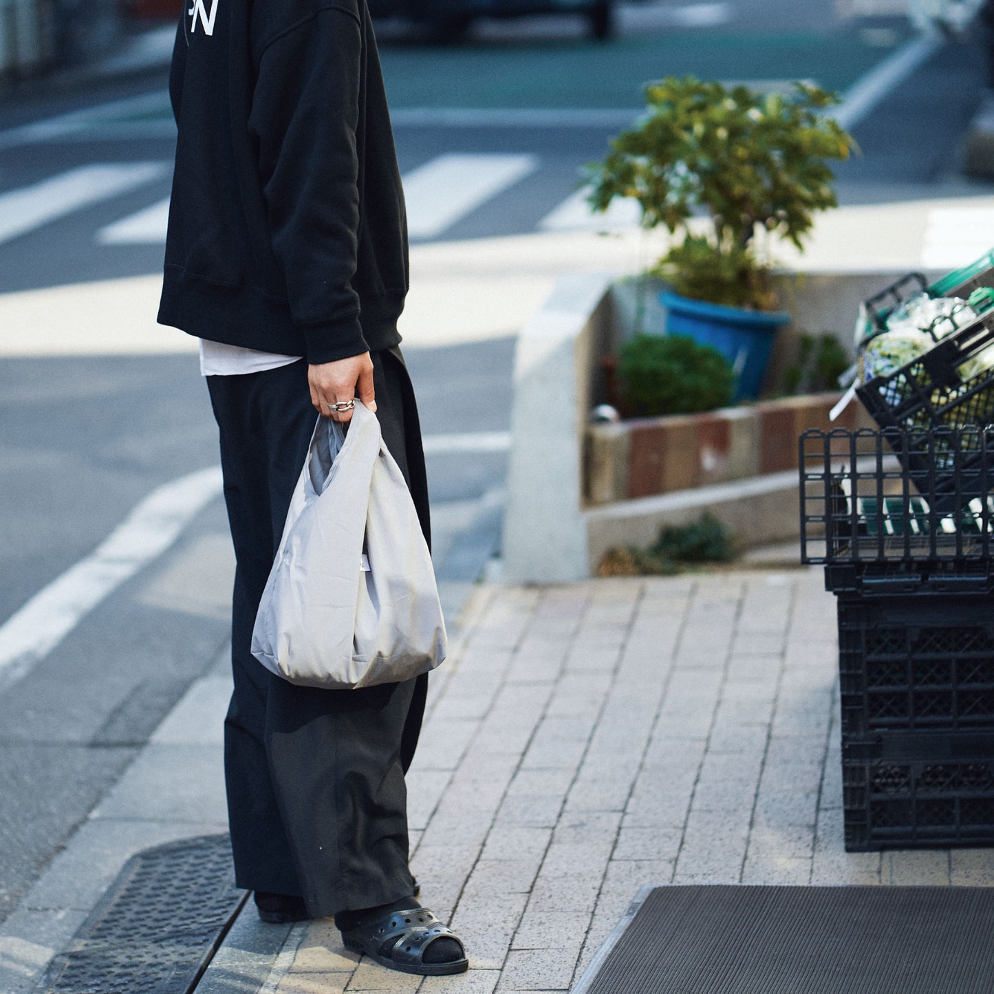 RE:BAG「CONVENI」color:絹鼠色/キヌネズイロ